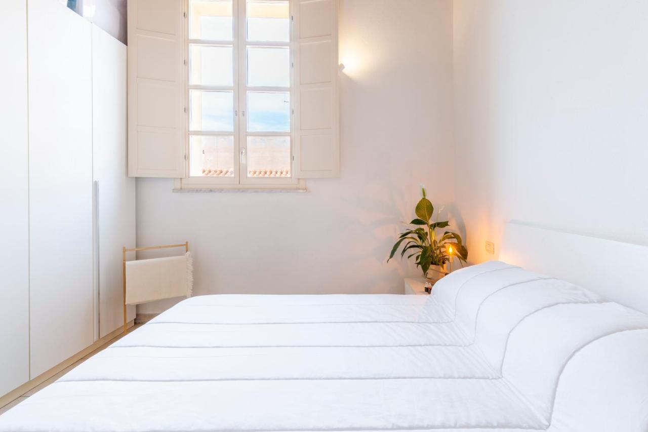 Castello Attic Sunset Terrace Daire Cagliari Dış mekan fotoğraf